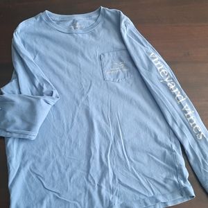 A Vineyard Vines, blue long sleeve t-shirt, Size M (12-14)**Smoke free HH